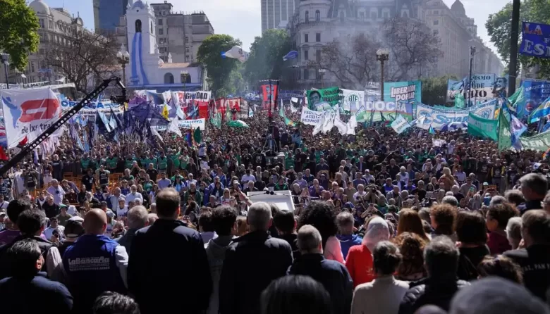 Marcha del 17: Discurso de Máximo Kirchner y el llamativo silencio de Pablo Moyano